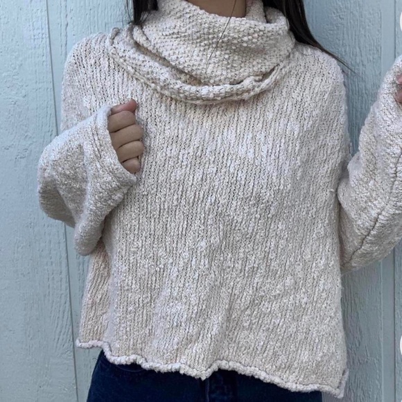 Free People Sweater - Picture 1 of 2